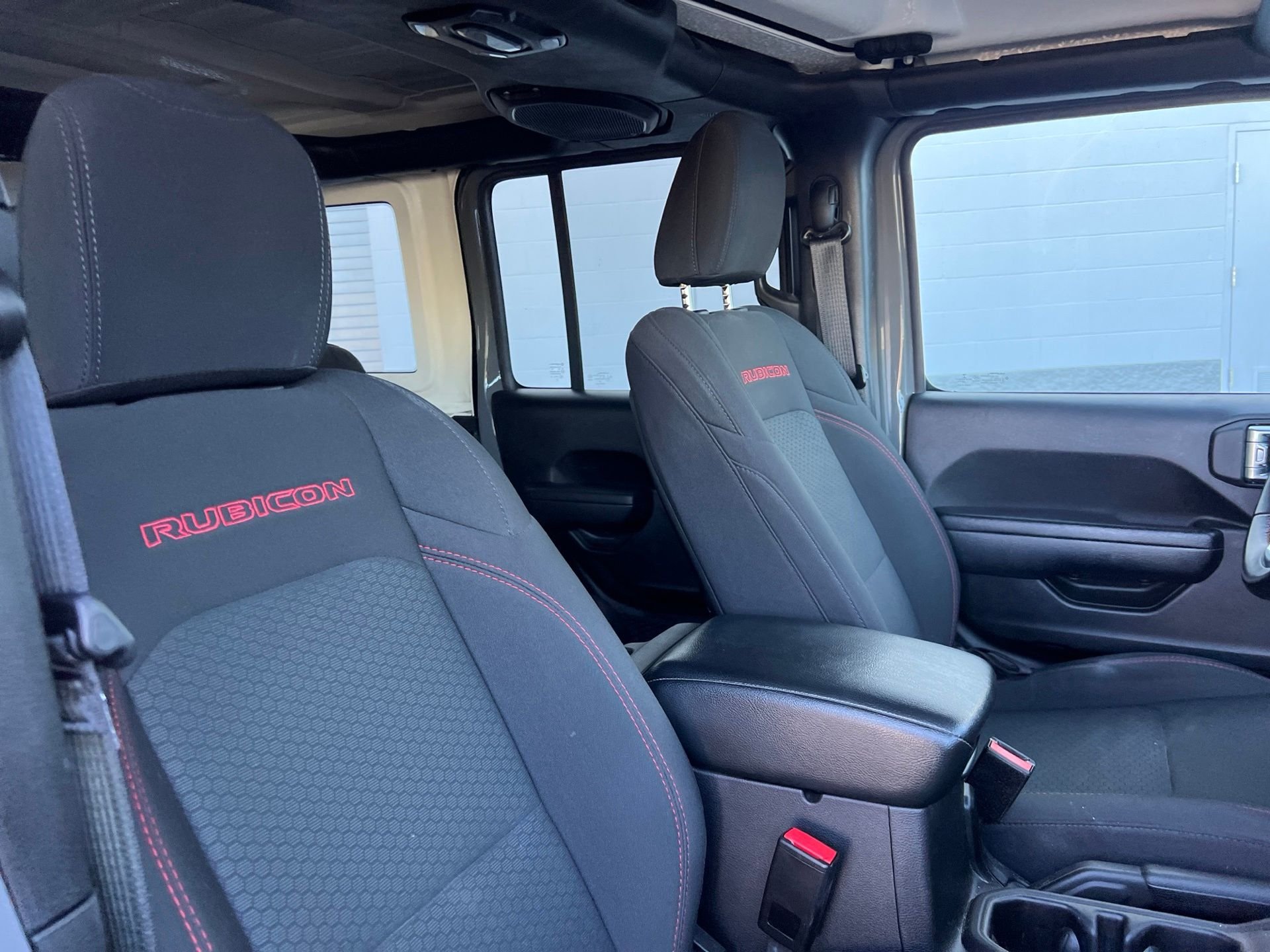Used 2022 Gray Jeep Unlimited Rubicon image 22