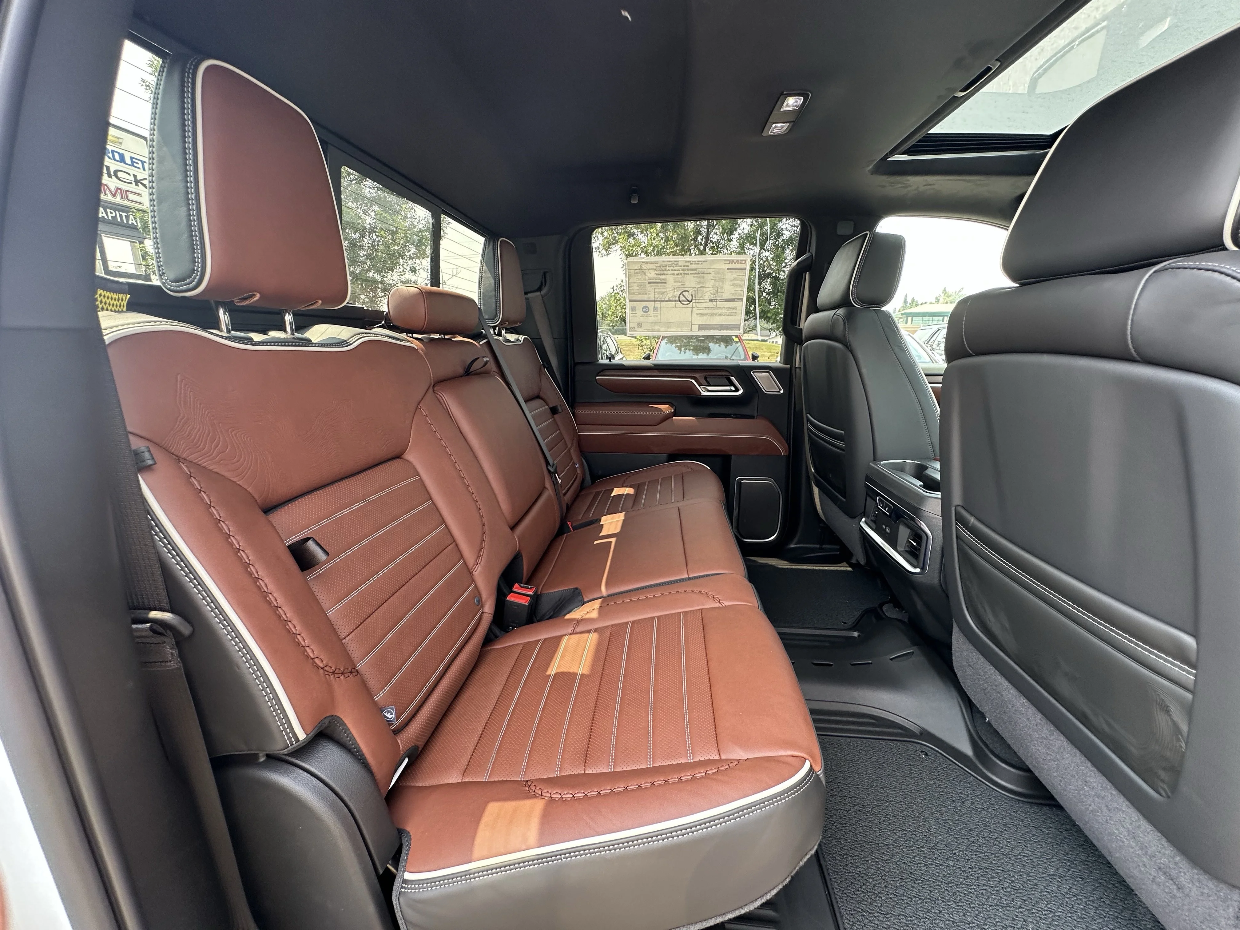 New 2026 Polar White Tricoat GMC Denali Ultimate image 23