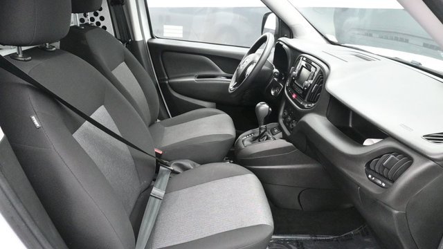 Used 2022 White Ram Base image 11