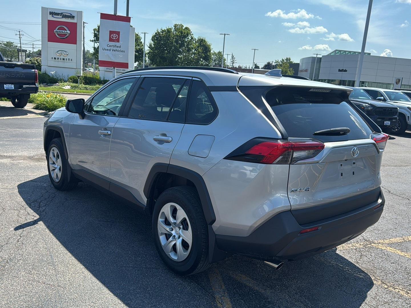 Used 2019 Silver Sky Metallic Toyota LE image 4