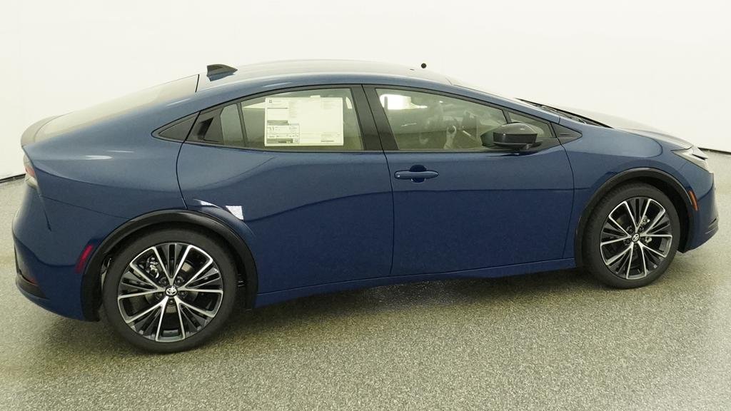 New 2027 Reservoir Blue Toyota XLE image 16