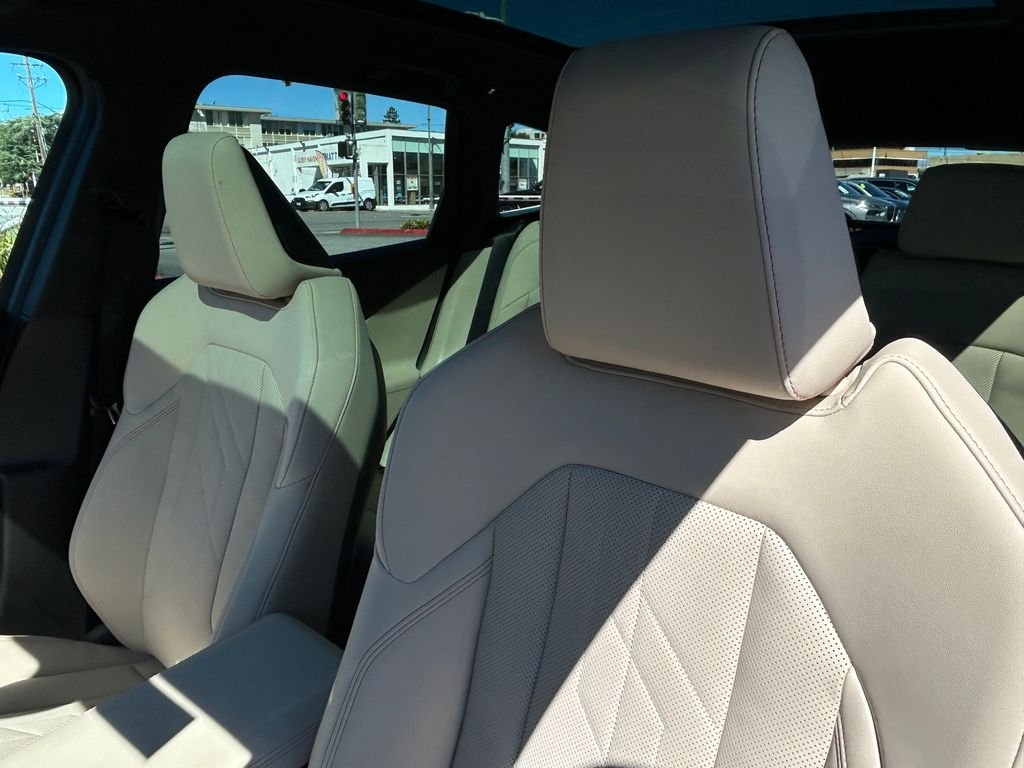 Used 2026 Tanzanite Blue II Metallic BMW 30 xDrive image 15