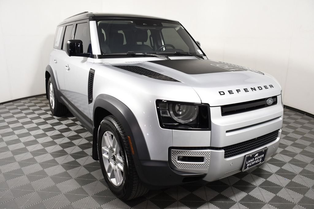 Used 2020 Indus Silver Metallic Land Rover First Edition image 9