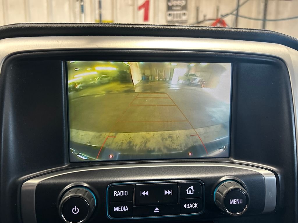 Used 2019 Red GMC SLT image 26