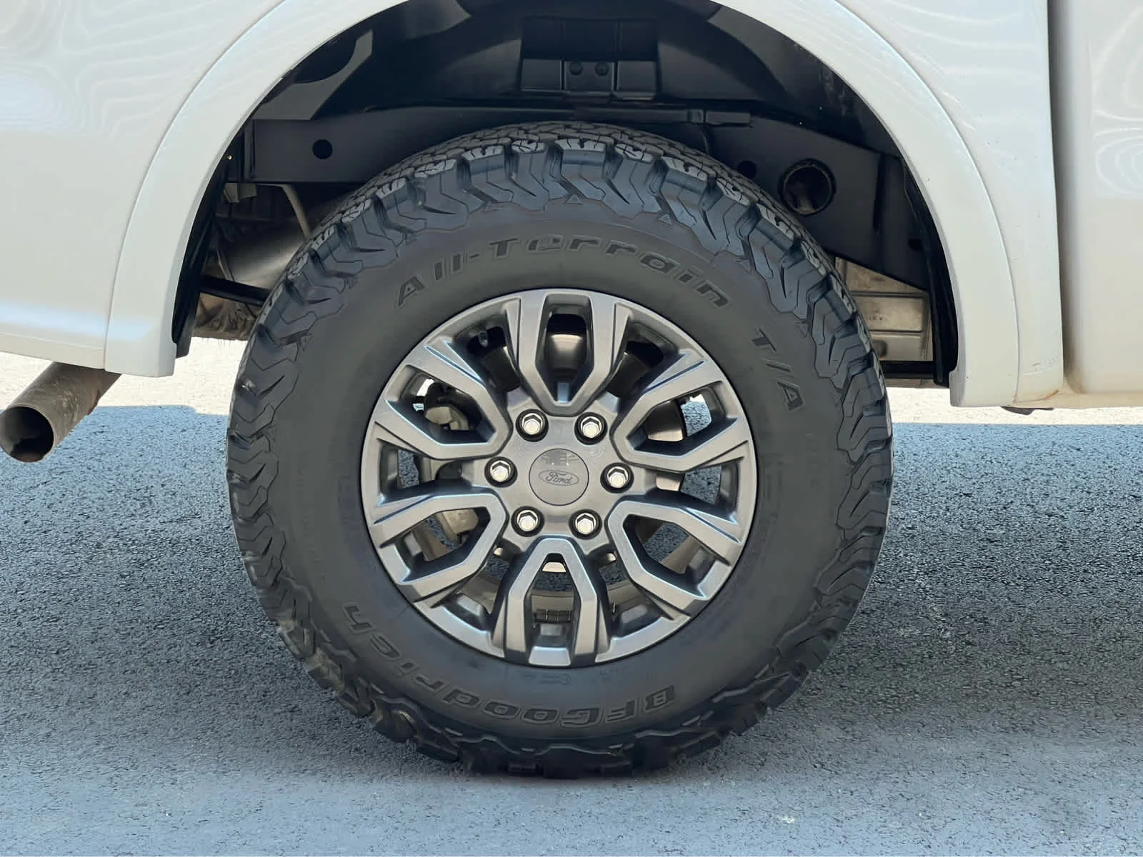 Certified Used 2020 Oxford White Ford XLT image 15