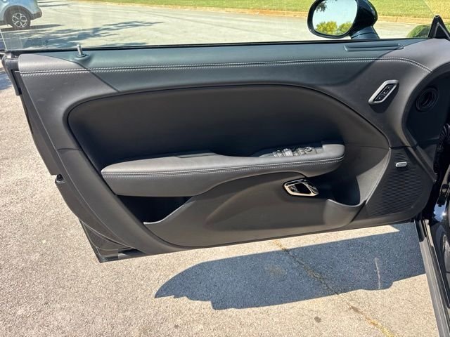 Used 2023 Black Dodge SRT Hellcat Jailbreak image 13