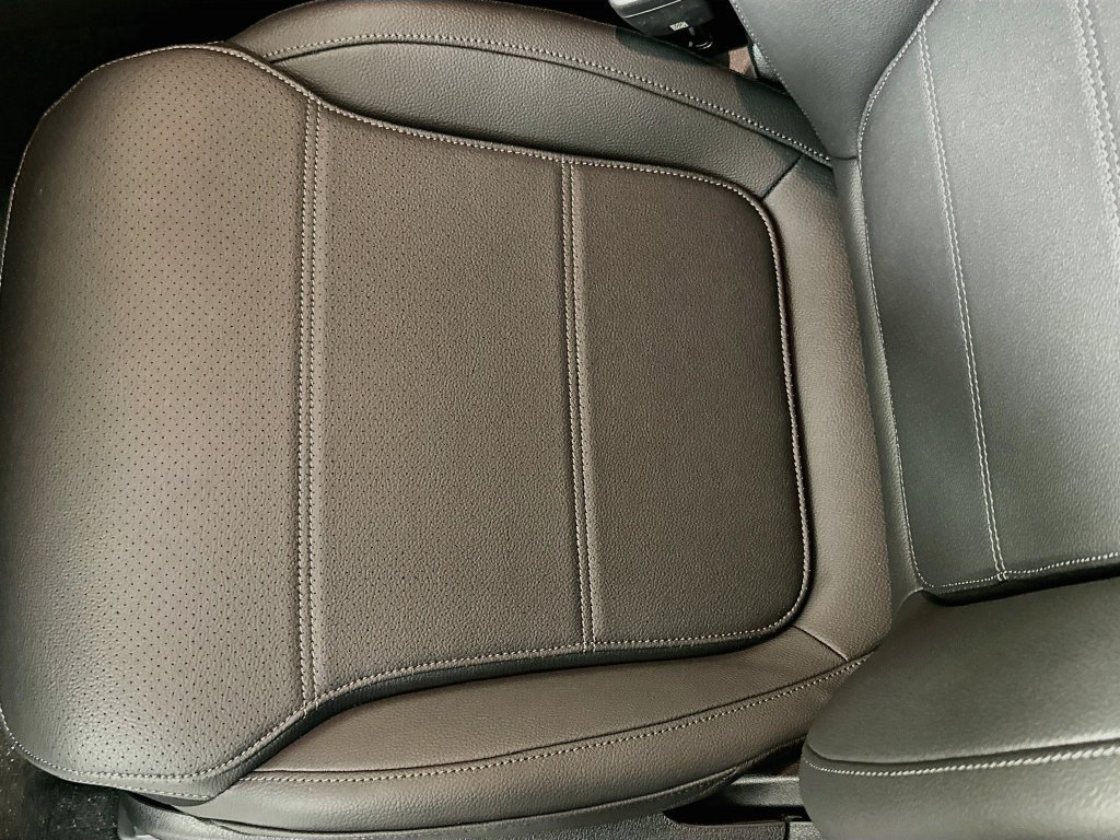 New 2026 Graphite Grey Metallic Mercedes-Benz C 300 image 51