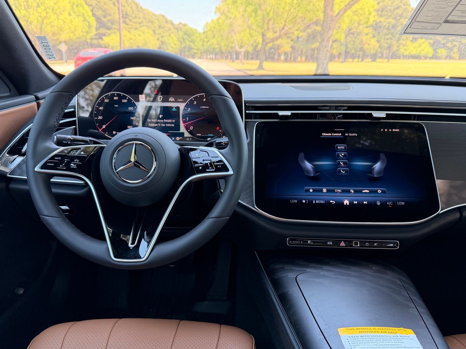 New 2026 Verde Silver Metallic Mercedes-Benz E 350 image 3