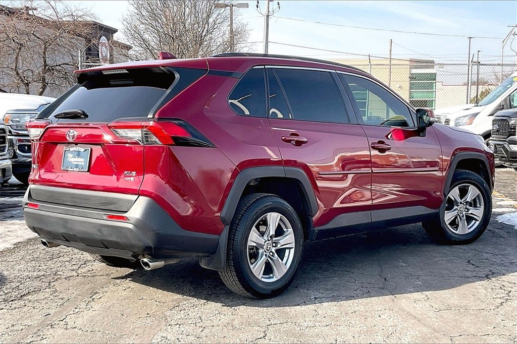 2022 TOYOTA RAV4 - Image 10