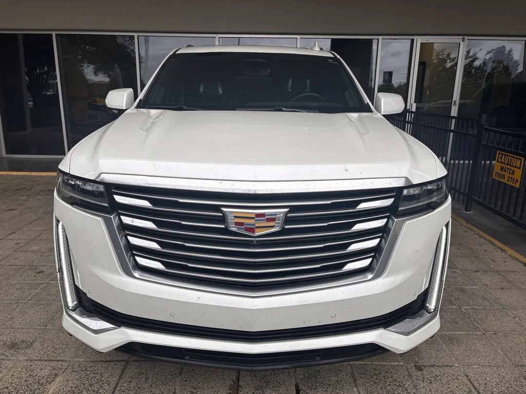 Used 2023 White Cadillac Premium Luxury Platinum image 15