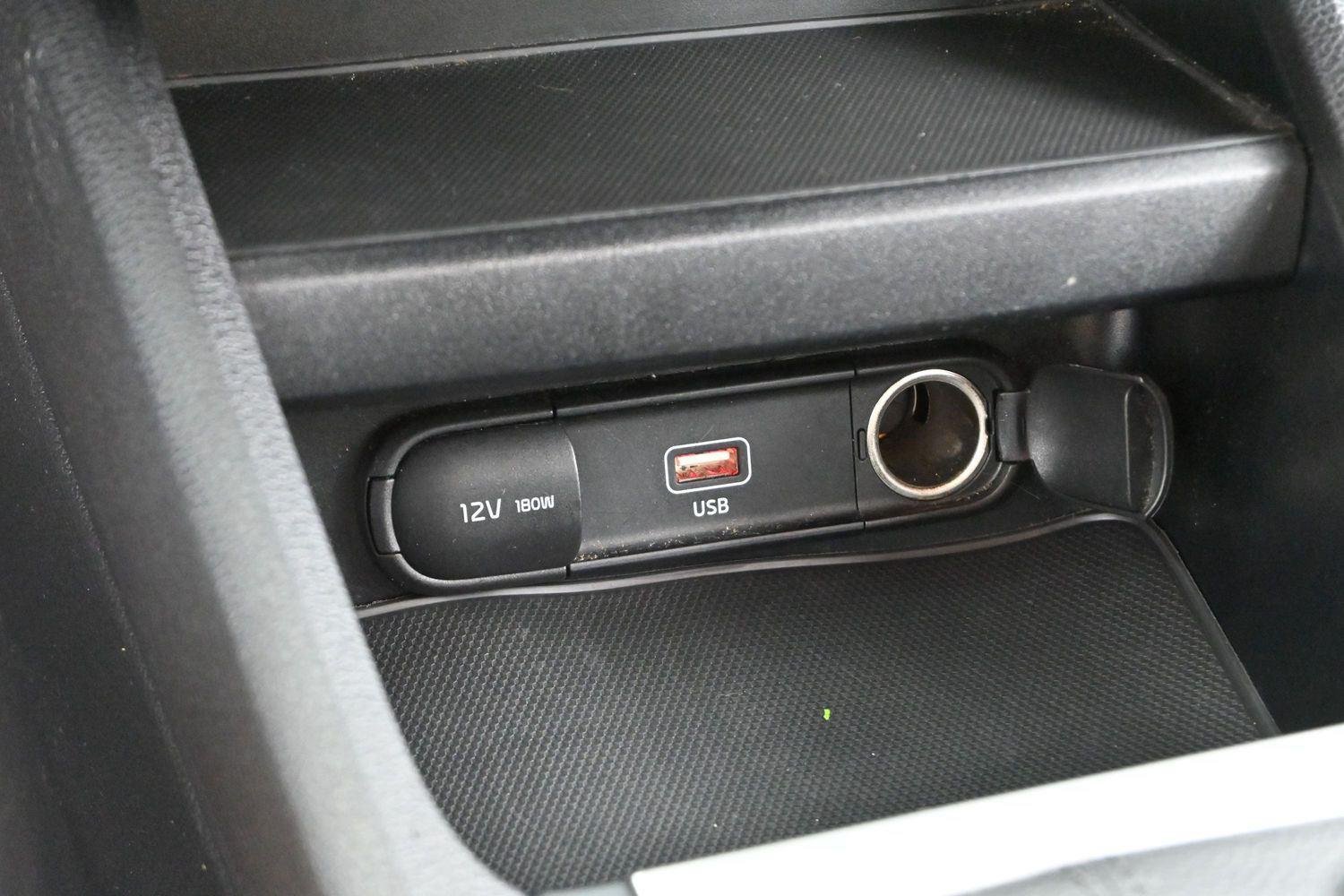 Used 2022 Currant Red Kia LXS image 22