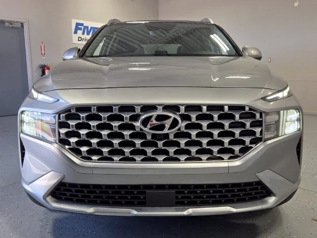 Used 2023 Silver Hyundai SEL image 16