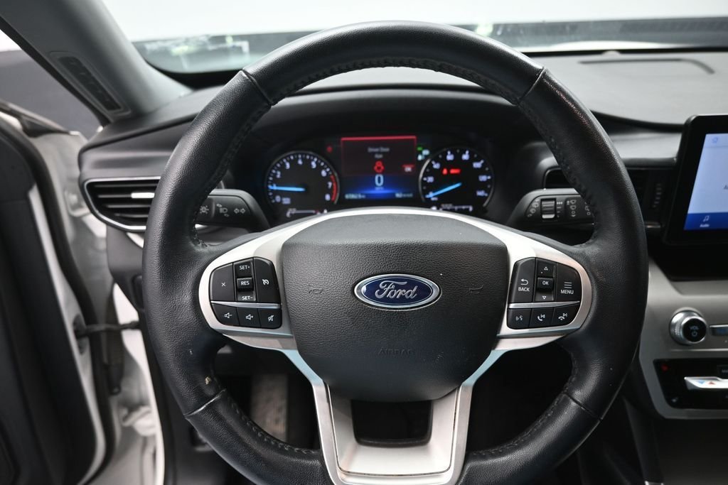 Used 2023 White Ford XLT image 30