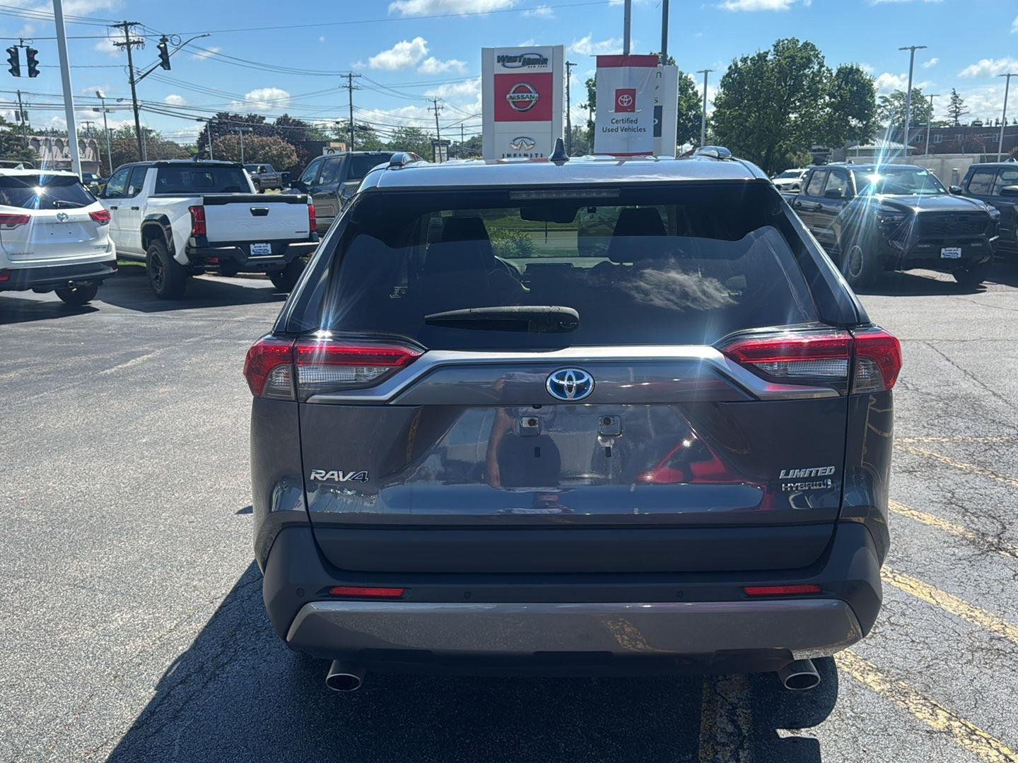 Used 2020 Magnetic Gray Metallic Toyota Limited image 5