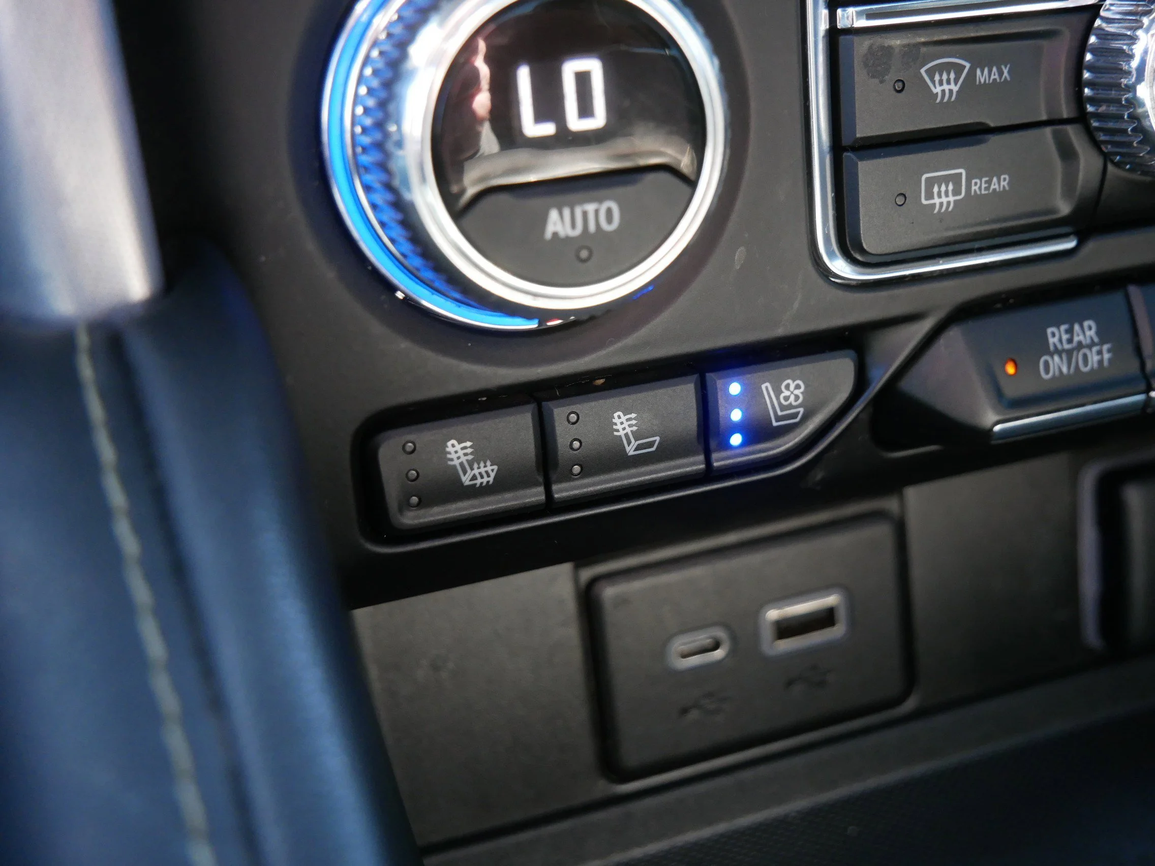 2022 GMC Yukon XL SLT - Photo 30