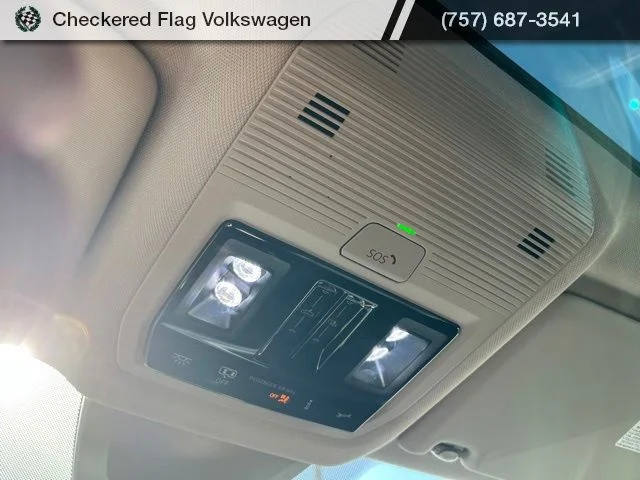 New 2026 Black Volkswagen 2.0T SE w/Technology image 22