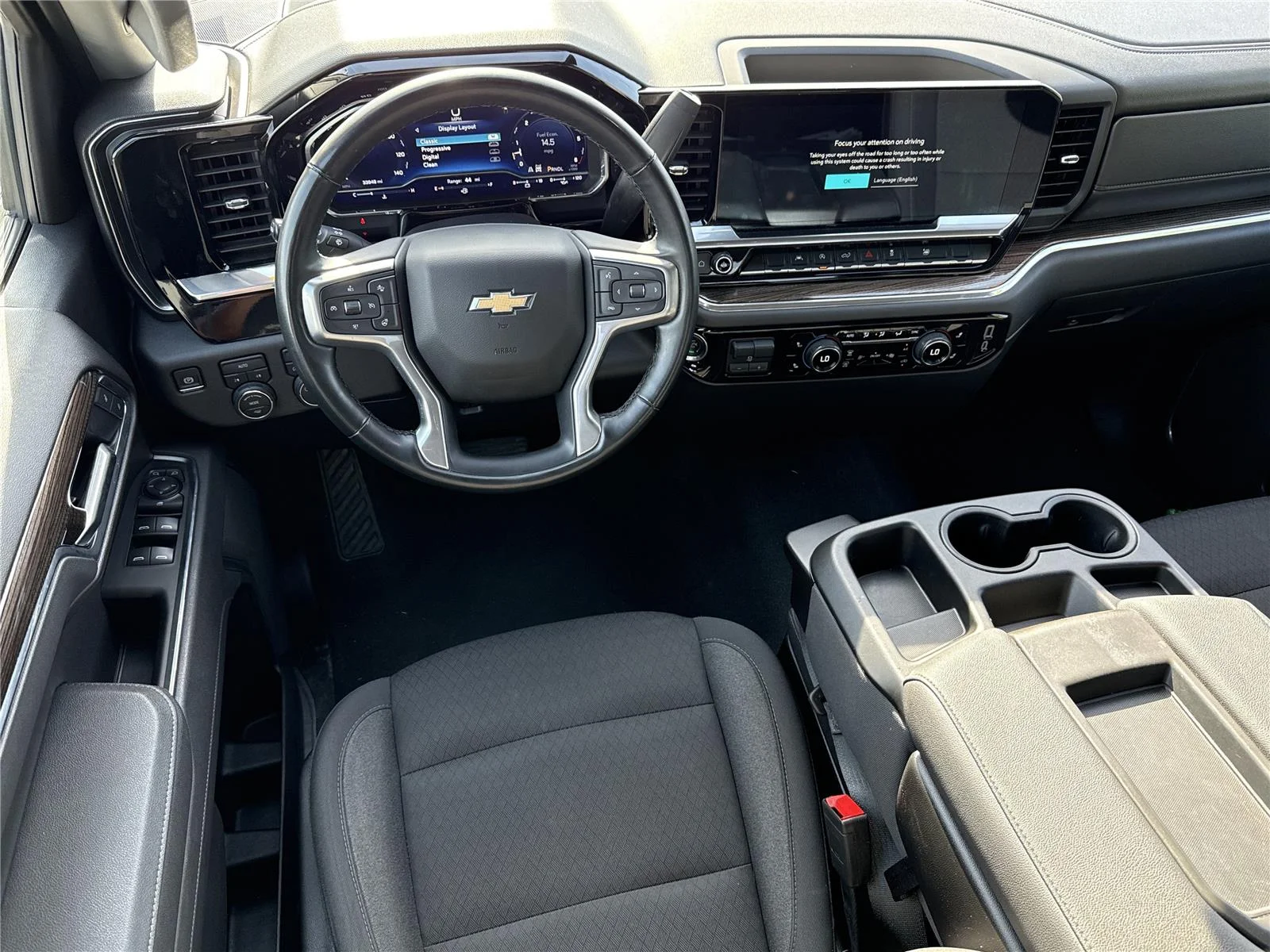 Used 2025 Cypress Gray Chevrolet LT image 19