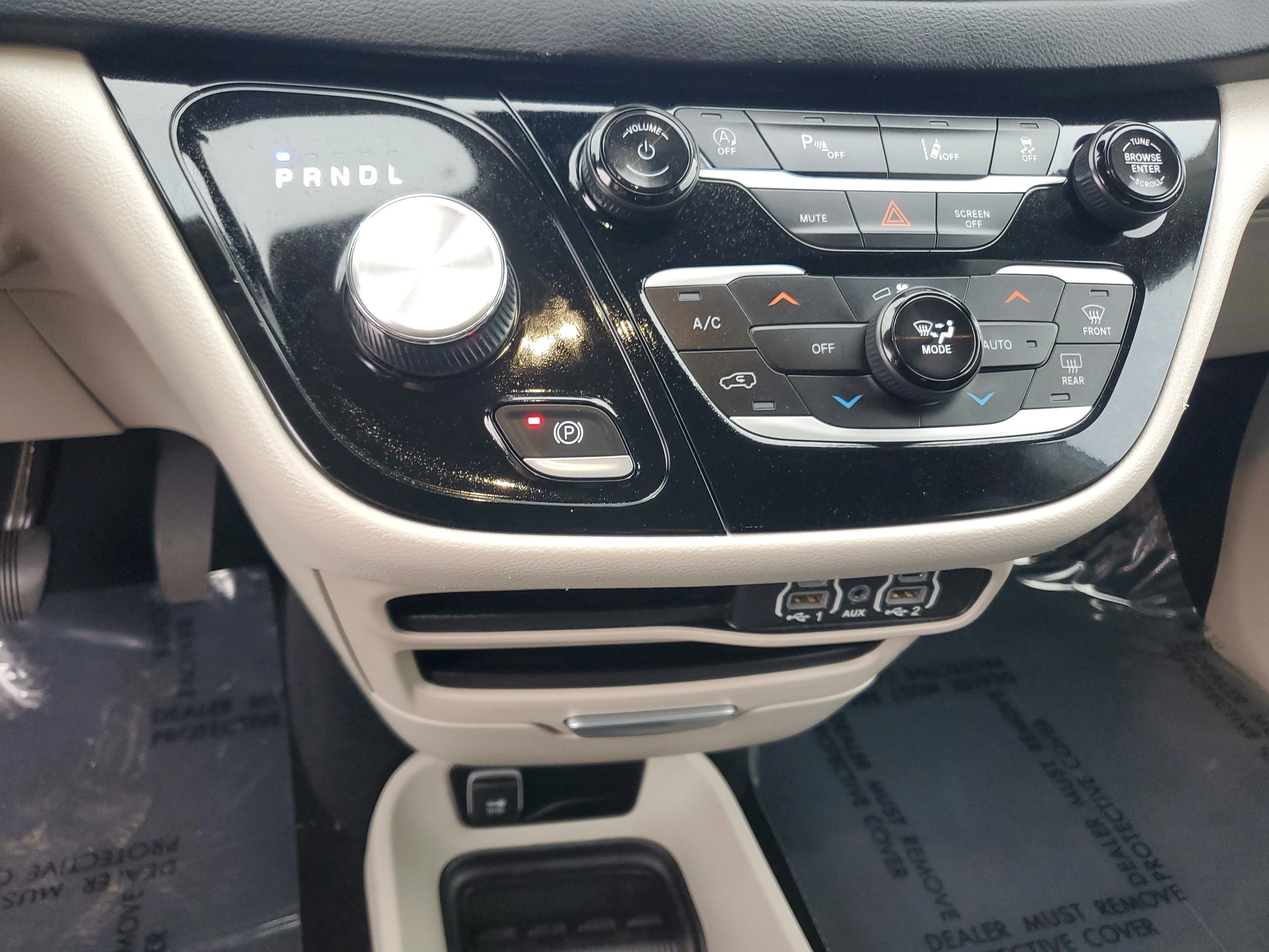 Certified Used 2023 Silver Chrysler Touring L image 20