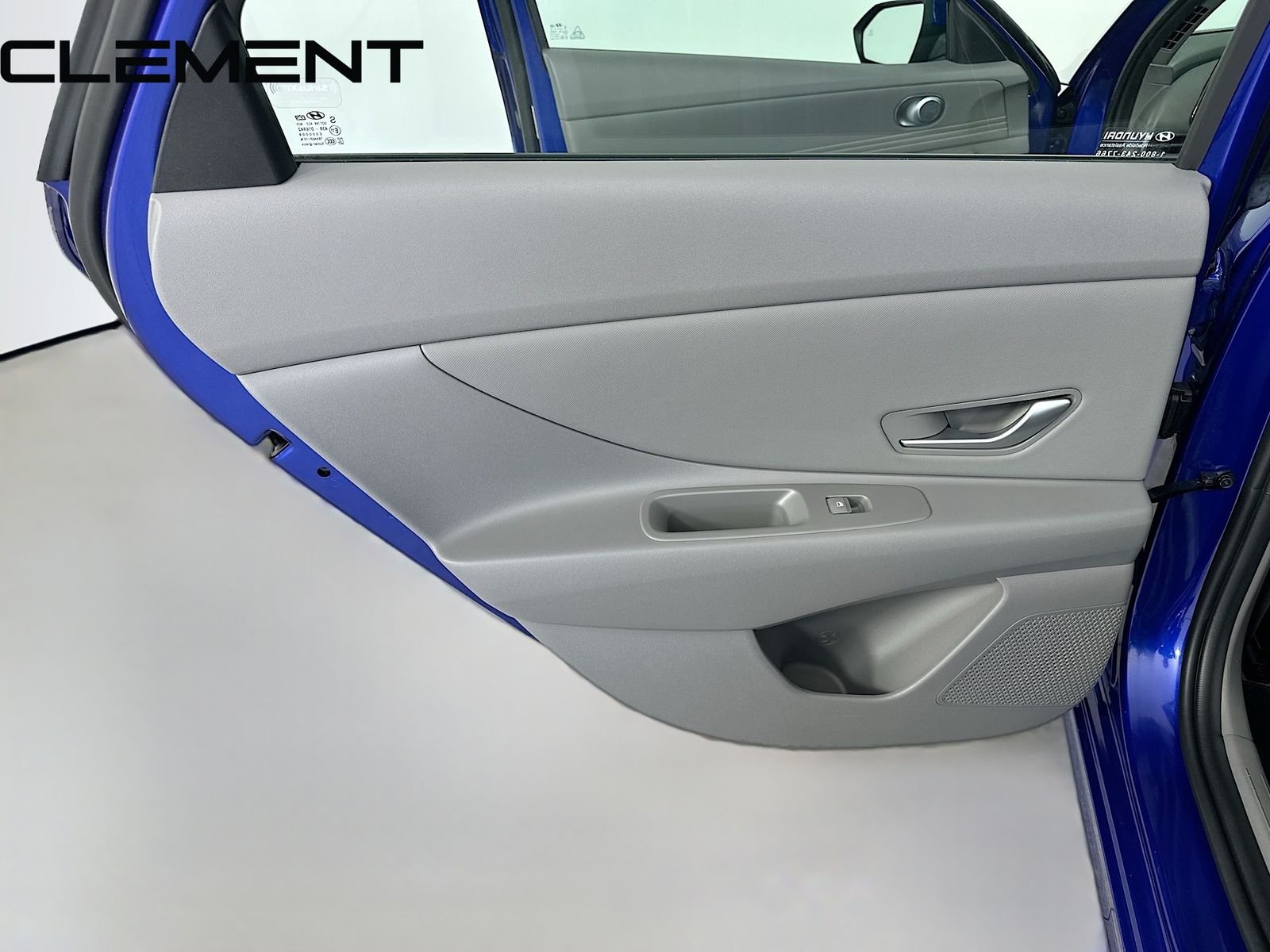 2024 Hyundai Elantra SEL - Photo 32