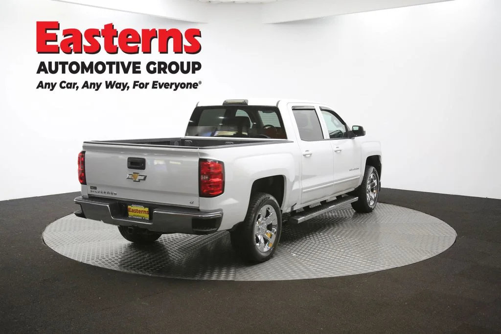 Used 2018 White Chevrolet LT image 40