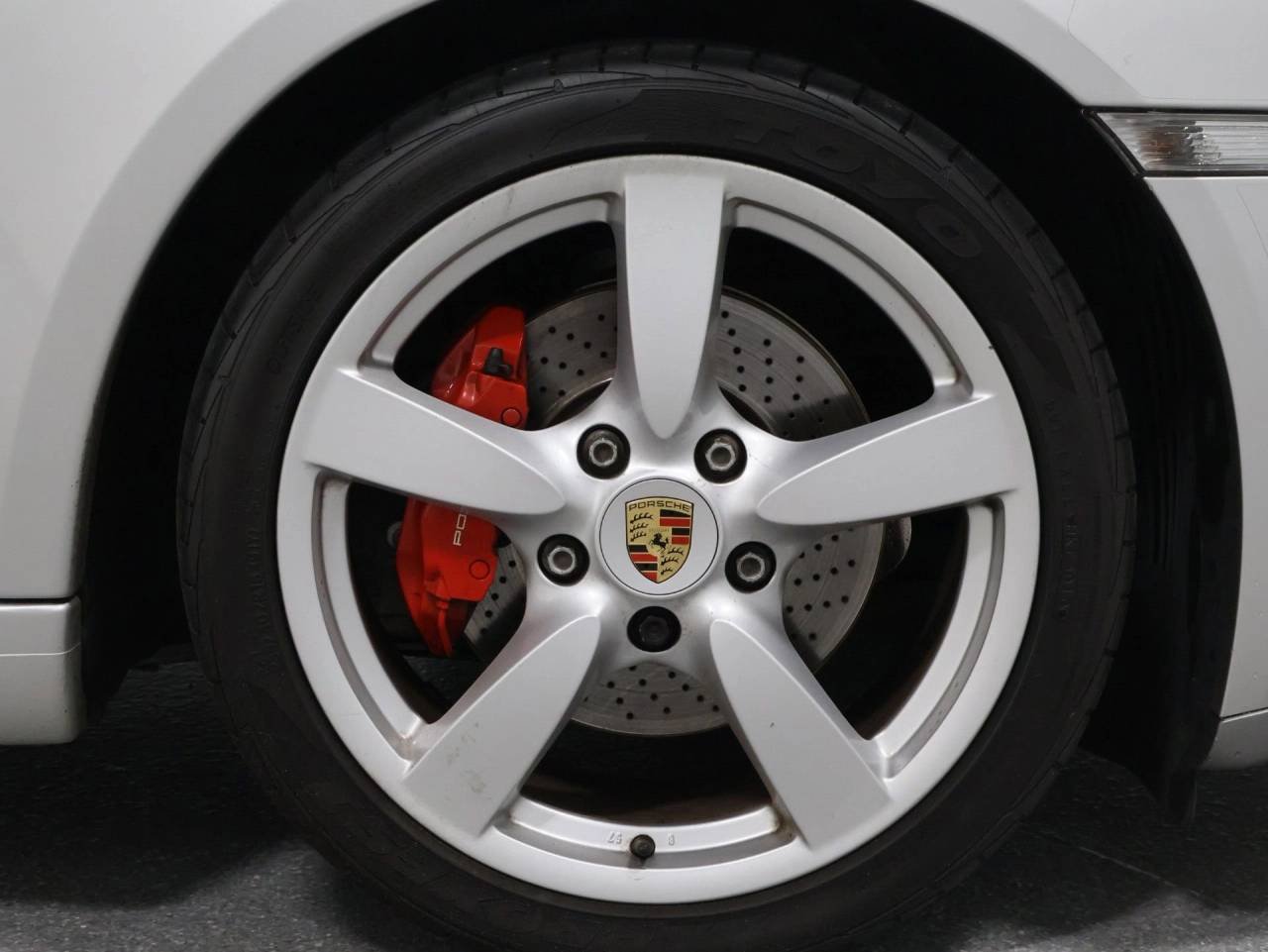 Used 2006 Arctic Silver Metallic Porsche S image 12