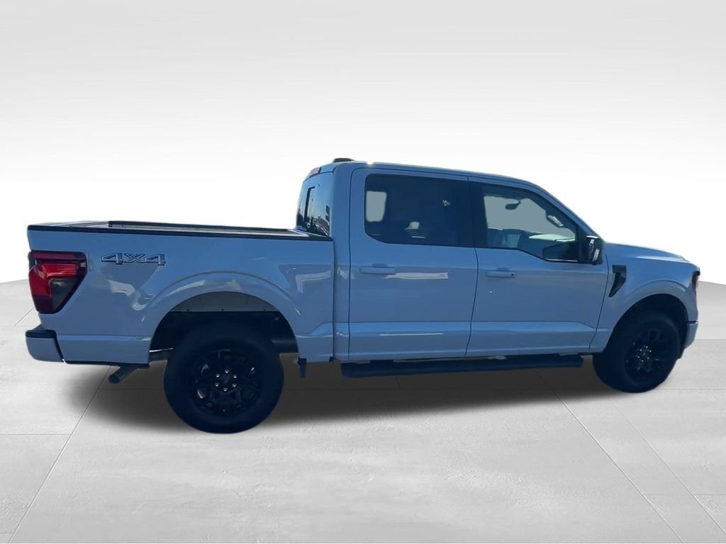 New 2026 White Ford XLT image 9