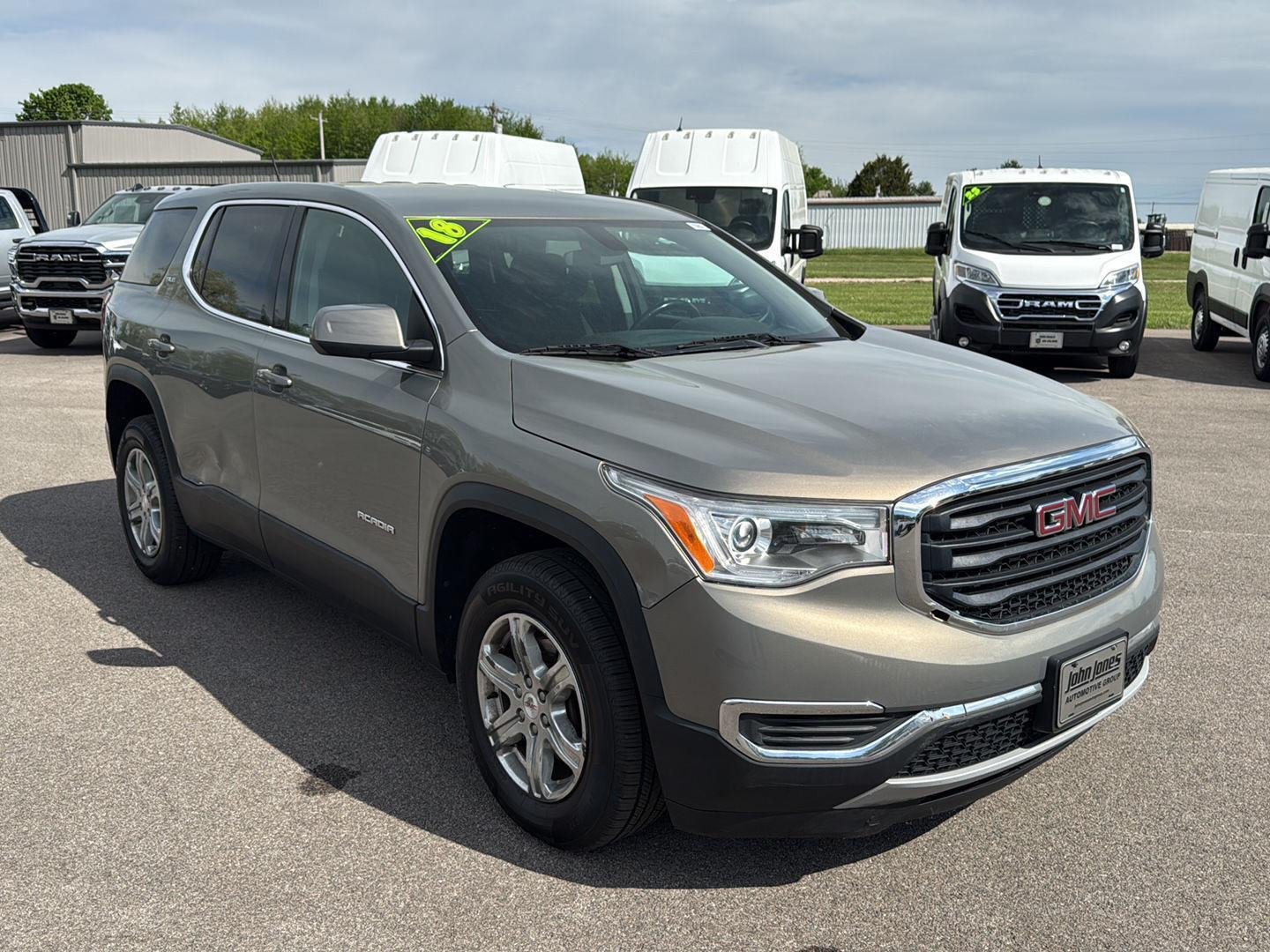 Used 2019 GMC Acadia SLE-1 with VIN 1GKKNRLA5KZ113111 for sale in Corydon, IN