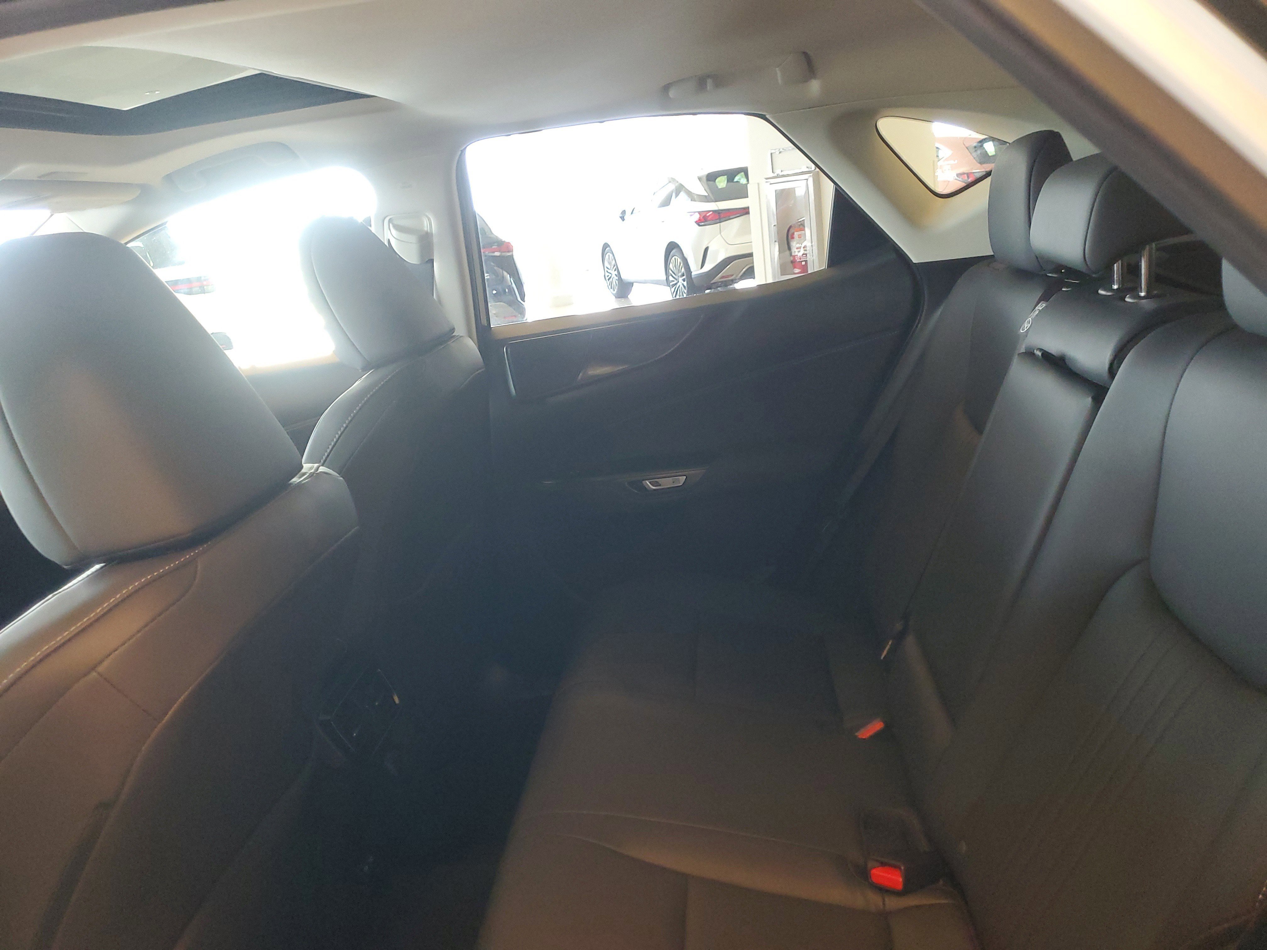 Used 2024 Eminent White Pearl Lexus NX 250 Premium image 16