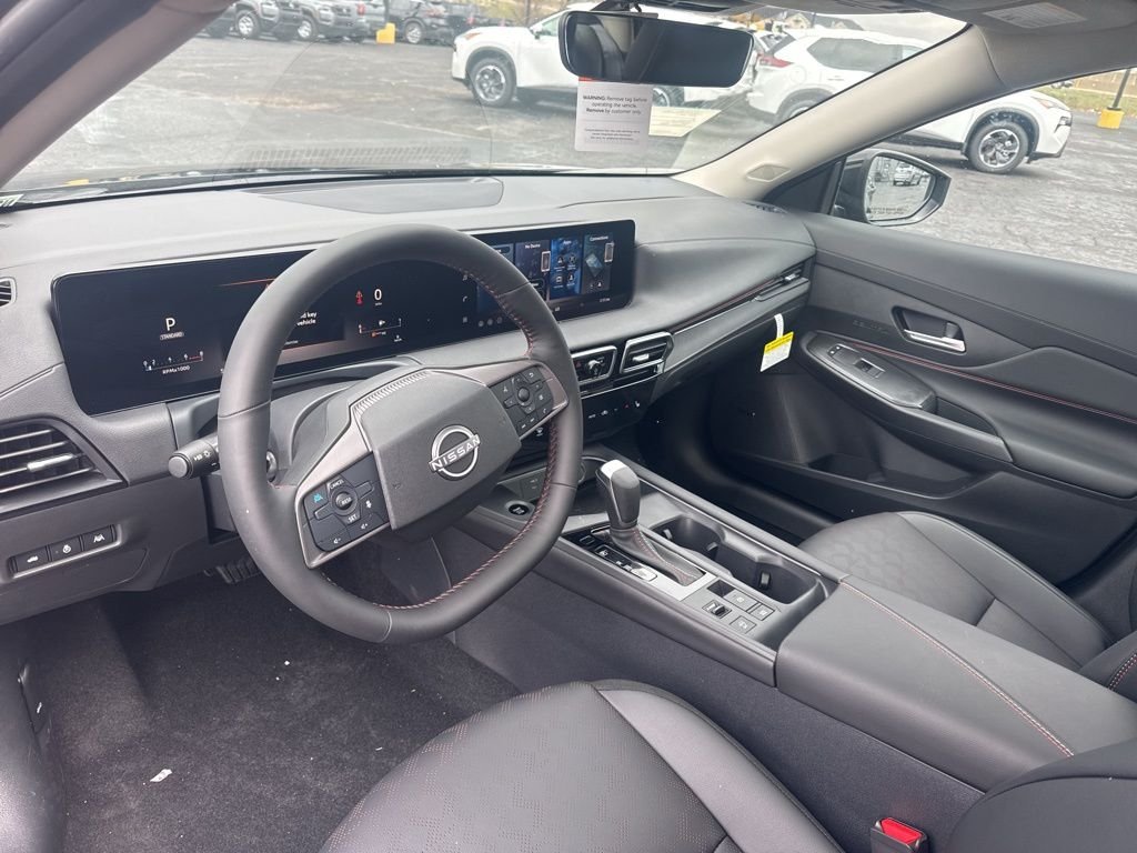 2026 Nissan Sentra SR - Photo 13