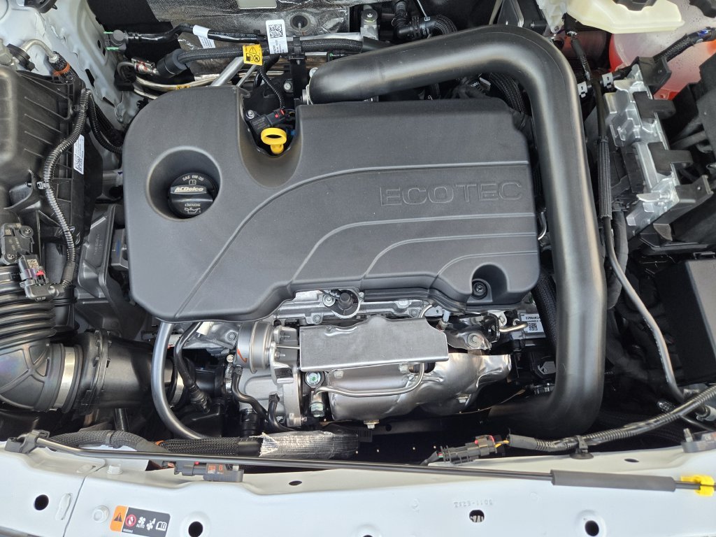 2027 Chevrolet Equinox RS - Photo 16