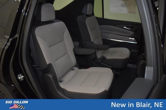 New 2026 Mosaic Black Metallic Chevrolet LT image 10
