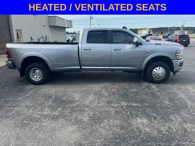 Used 2021 Billet Silver Metallic Ram Laramie image 2