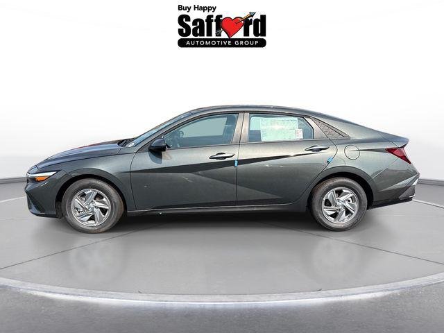New 2026 Gray Hyundai SE image 4