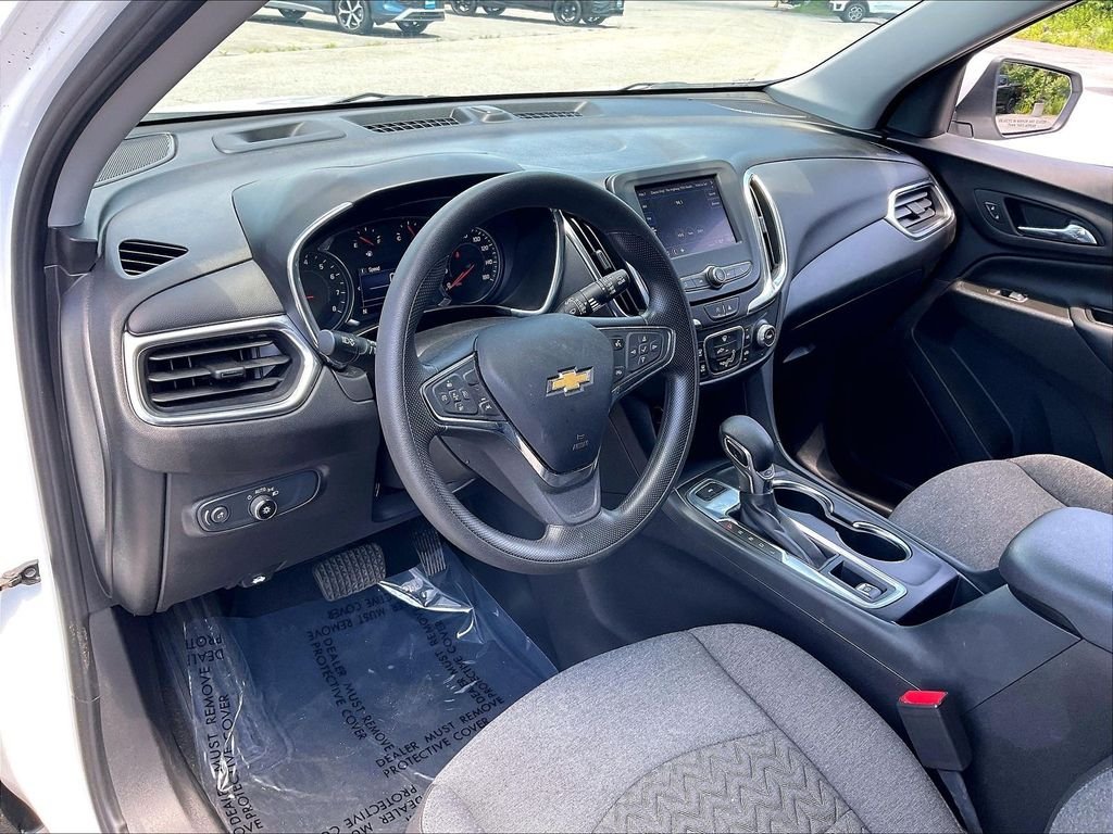 Used 2023 Summit White Chevrolet LT image 8