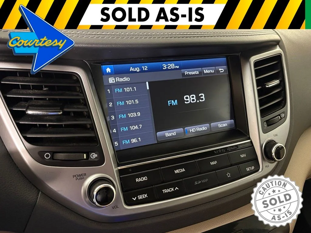 Used 2018 Black Hyundai SEL Plus image 24