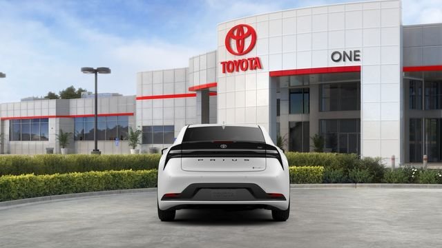 New 2026 Wind Chill Pearl <sup>1</sup> Toyota  SE image 11