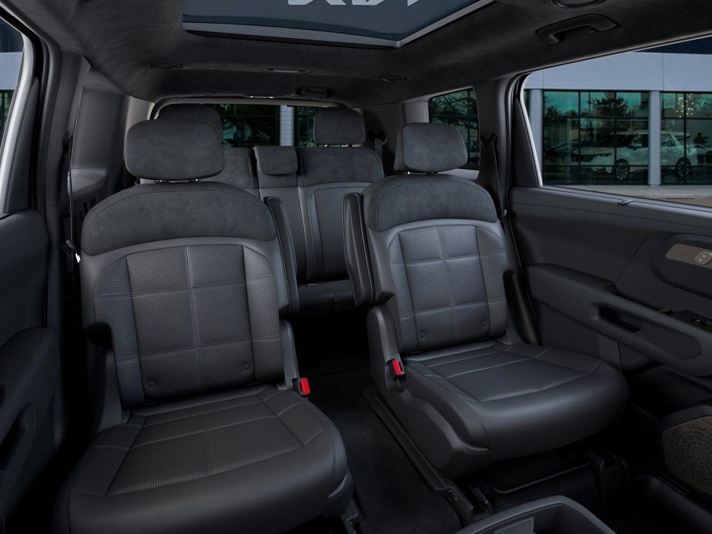 New 2027 Black Kia SX Prestige image 16