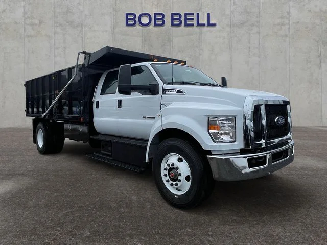 New 2026 White Ford Base image 7