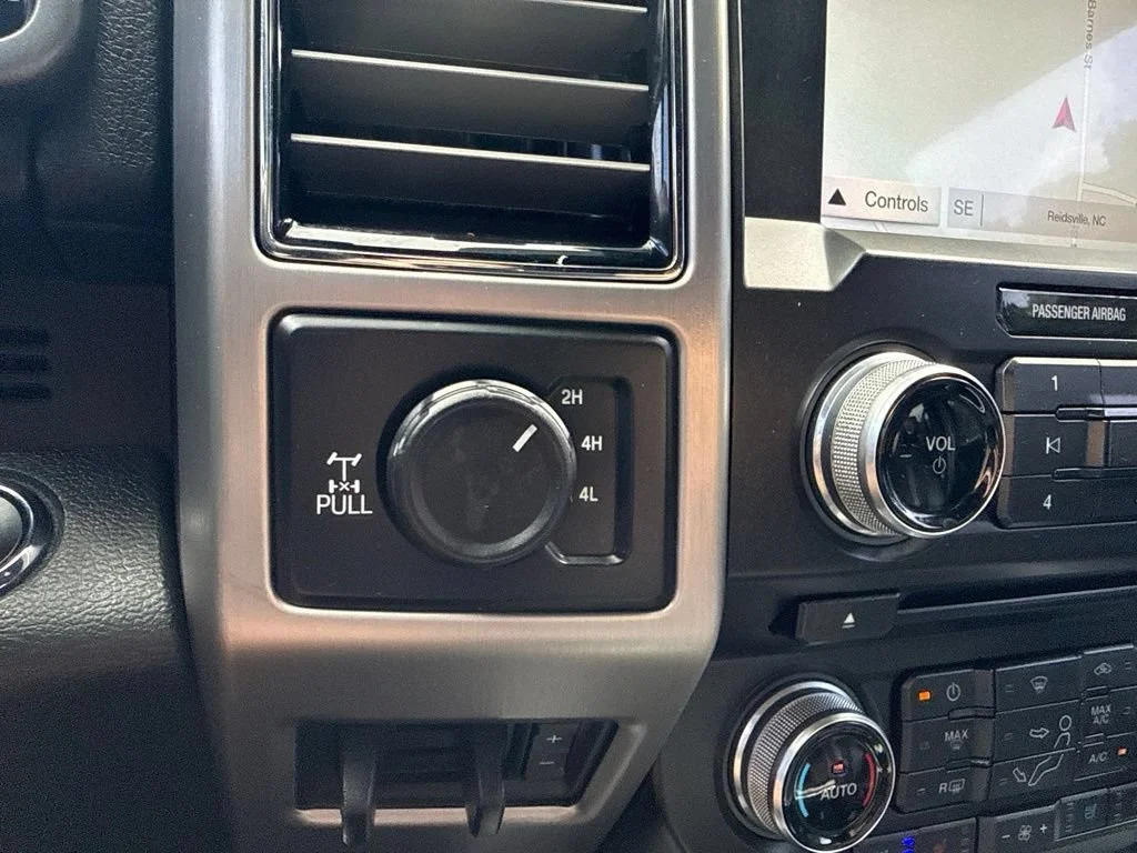 Used 2018  Ford XL image 24