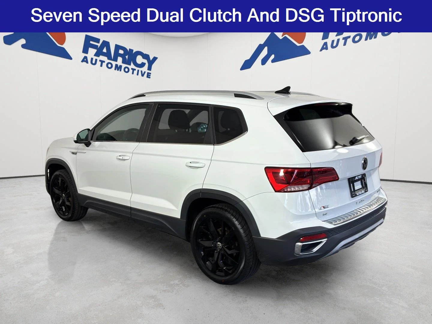 Used 2022 Pure White Volkswagen SE image 7