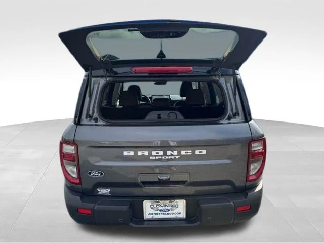 Used 2026 Gray Ford Outer Banks image 7