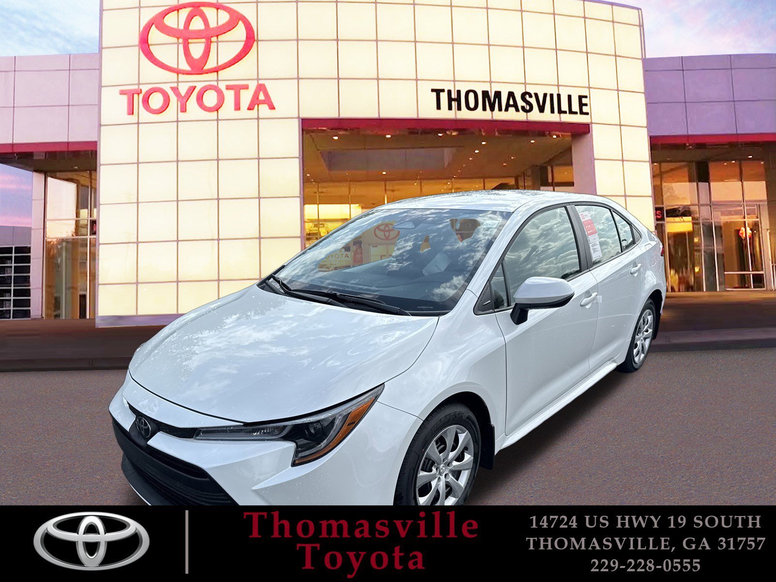 Used 2025  Toyota  image 1