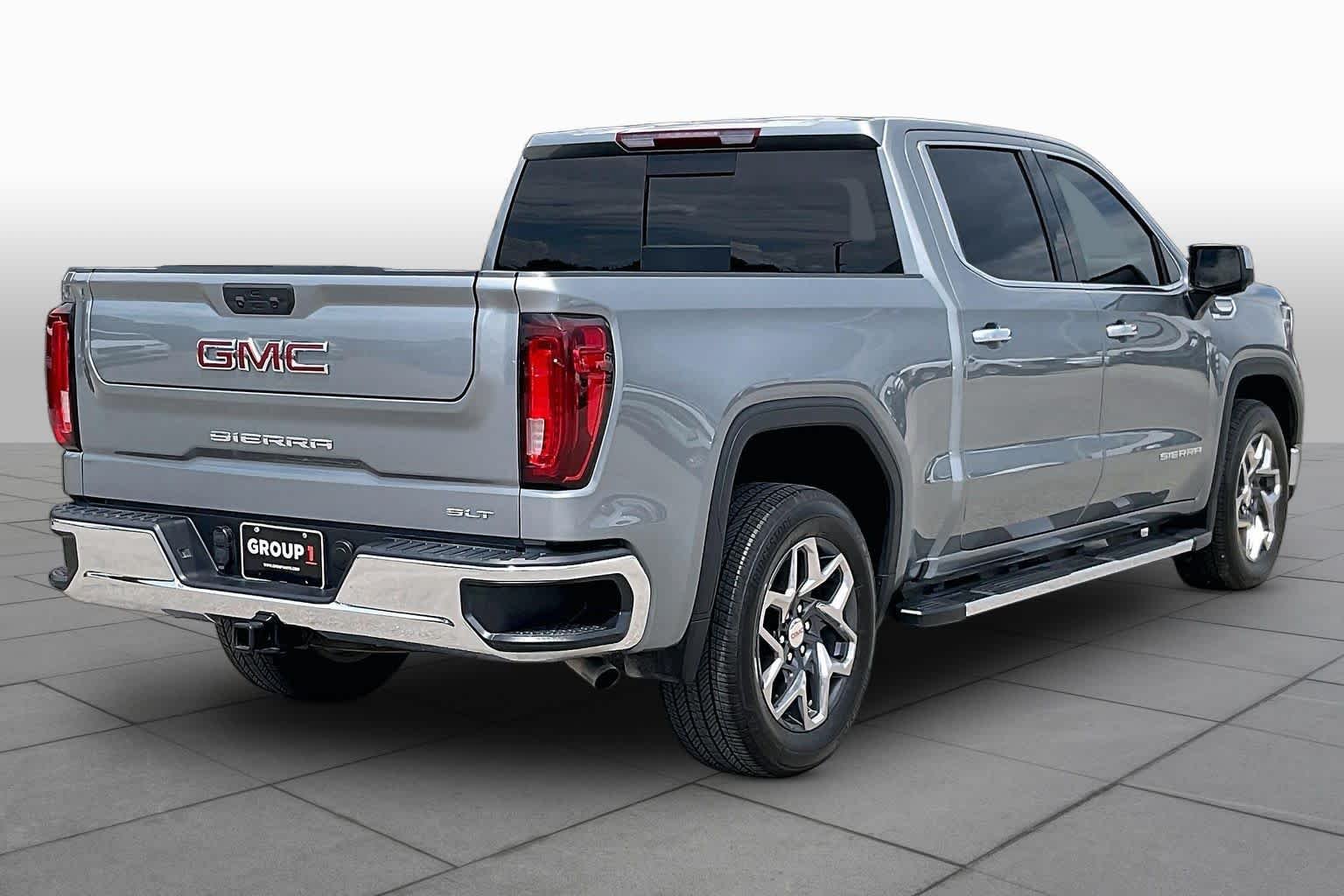 Used 2025 Sterling Metallic GMC SLT image 12