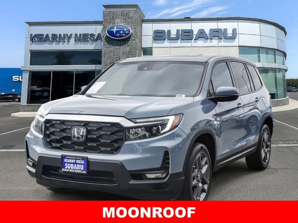 Used 2023  Honda EX-L image 3