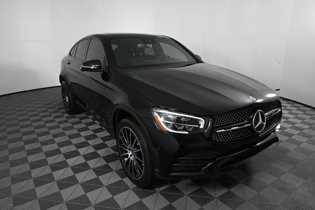 Certified Used 2023 Black Mercedes-Benz GLC 300 image 25
