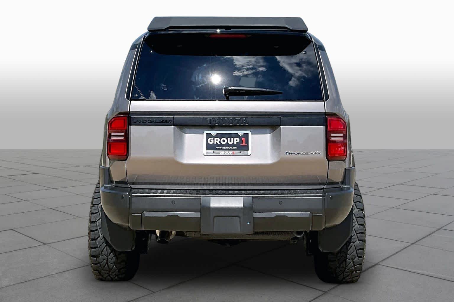 Used 2025 Meteor Shower Toyota 1958 image 5