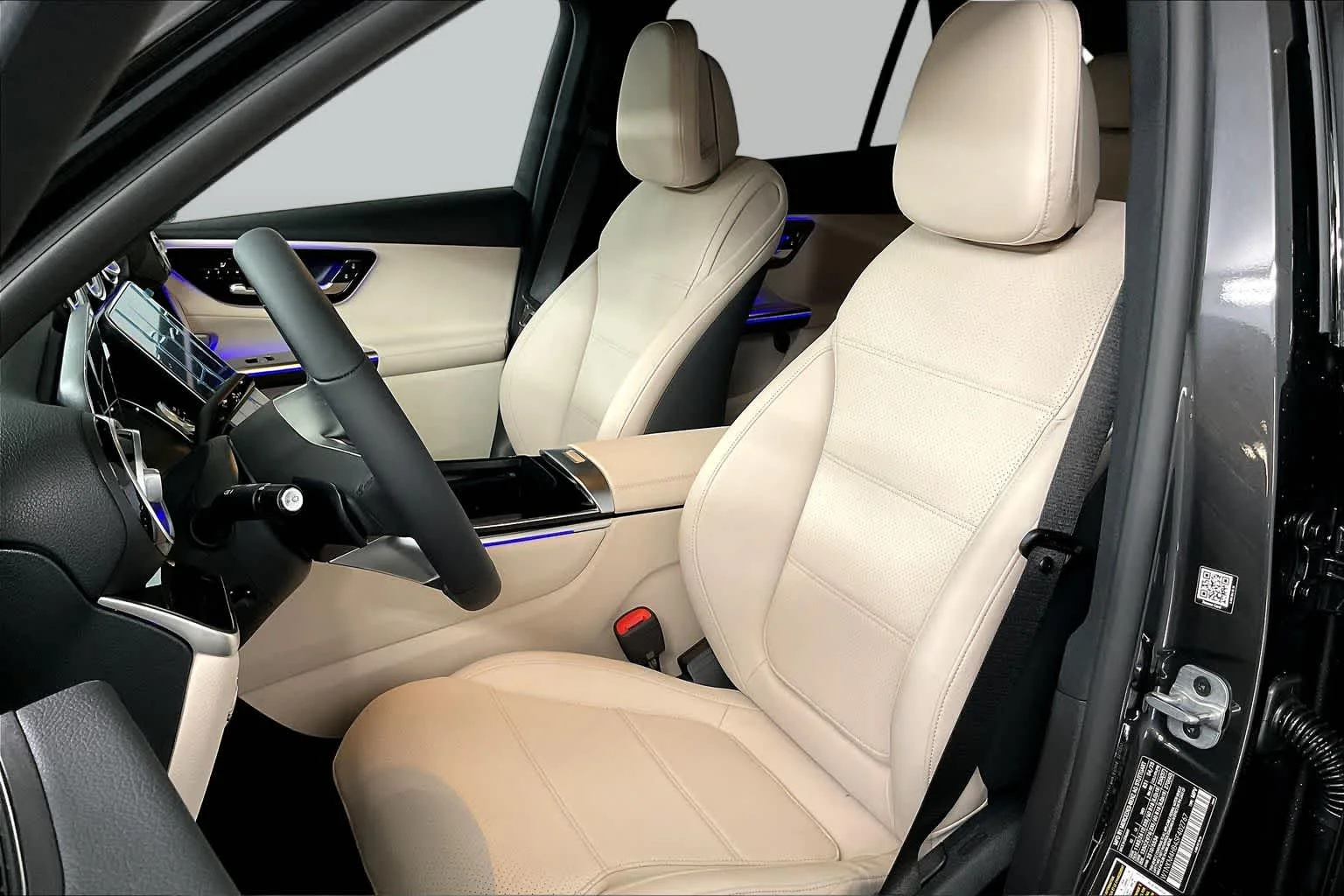 2025 Mercedes-Benz GLC Base - Photo 14
