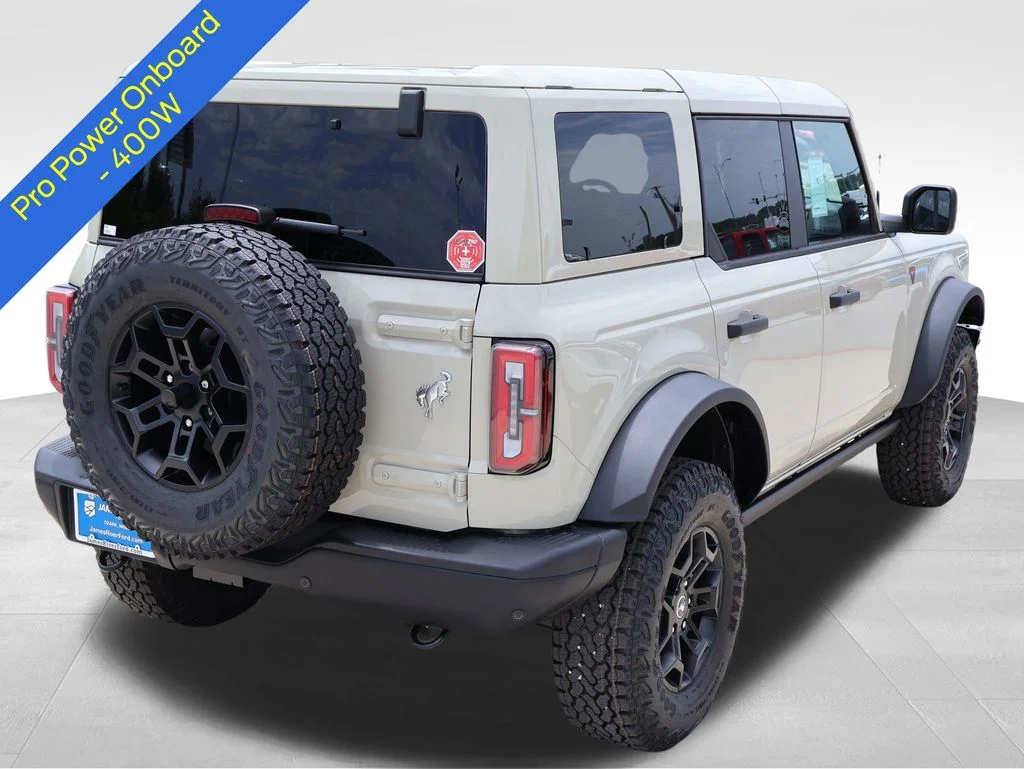New 2026 Desert Sand Ford Badlands® image 5