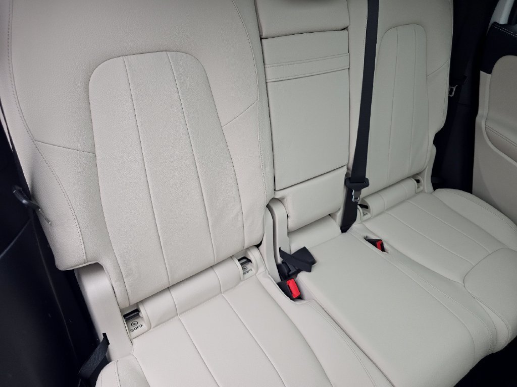 Certified Used 2023  Mercedes-Benz GLB 250 image 26
