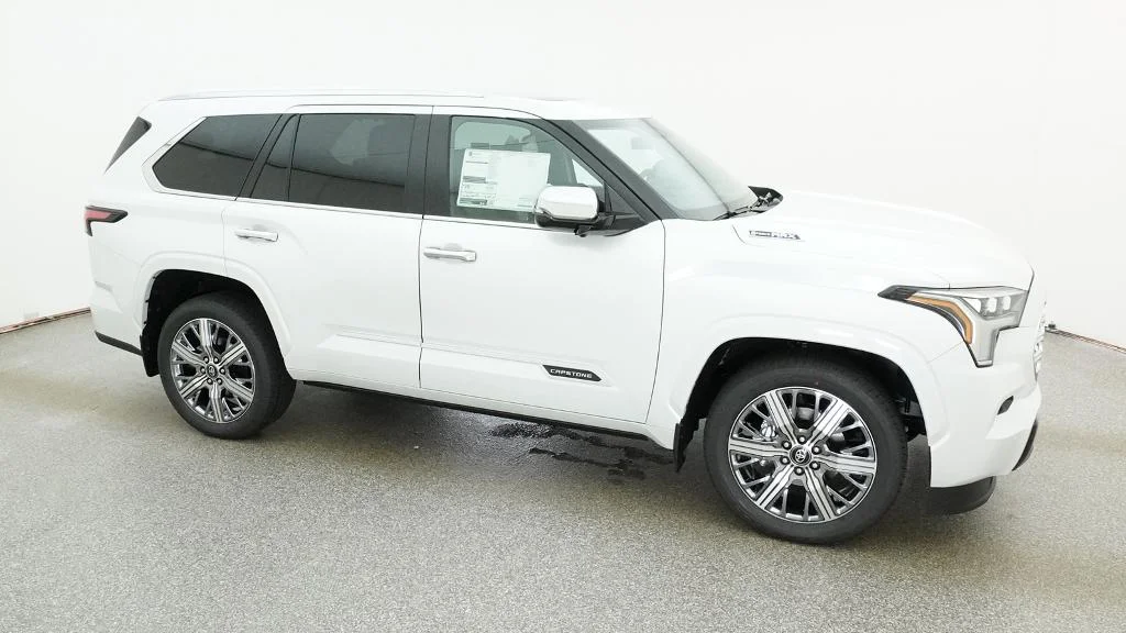 New 2026 Wind Chill Pearl Toyota Capstone image 12